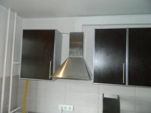 Установка вытяжки на кухне в Тамбове